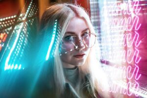 How to Become a Virtual Influencer in 2026 (Step-by-Step Guide)