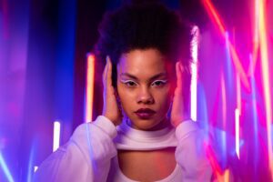 Virtual Influencer Fashion: Inside the New Cast of Synthetic Models